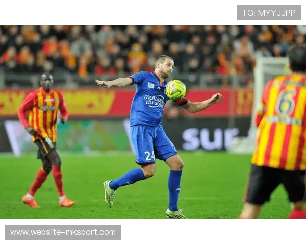 草根奇迹：朗斯团队韧性如何撕开法甲垄断裂口